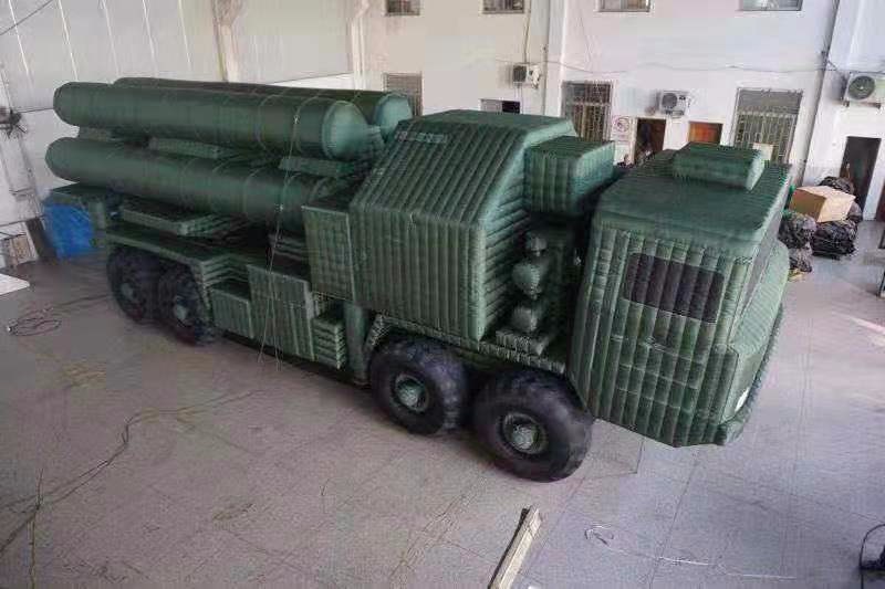 巴青军用战车
